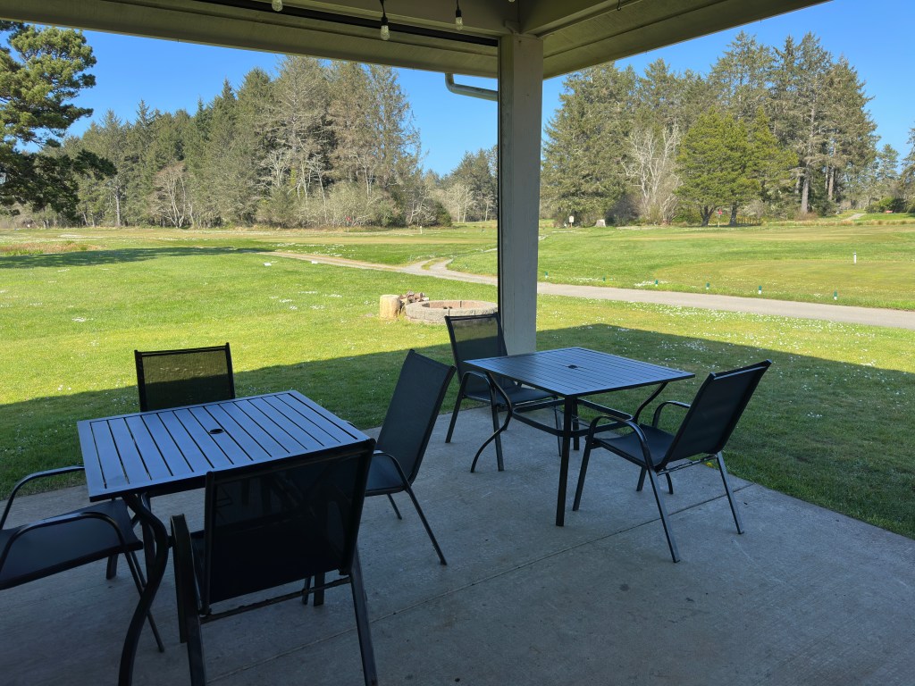 Outdoor seating for restaurant